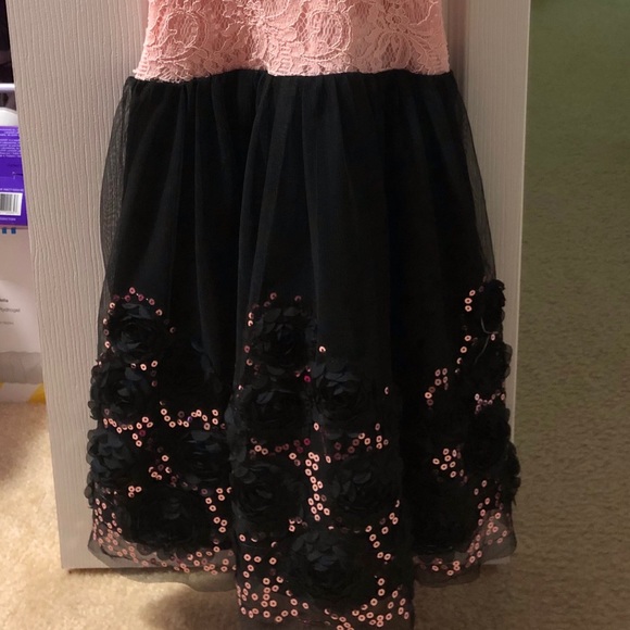 Pretty Dress for Kids 👗 - Picture 5 of 5